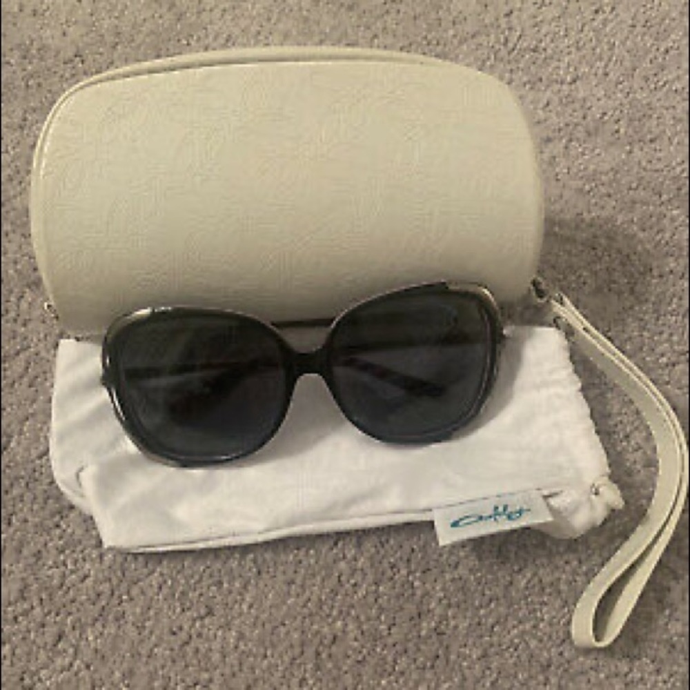 Women’s Oakley Sunglesses